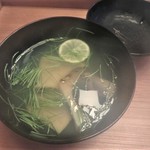 日本料理 きた川 - 椀　マダカ鮑　早松　蛤潮汁