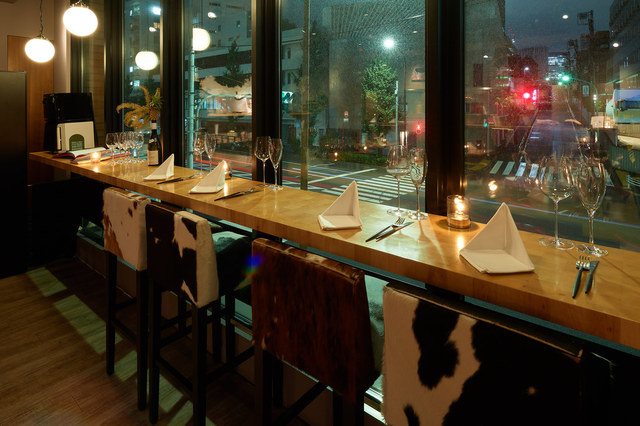 The Photo Of Interior Hugo Desnoyer Ebisu Tabelog