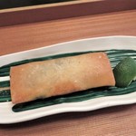 日本料理 きた川 - 揚げ物　鮎と早松の春巻き