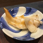 う越貞 - 石影貝