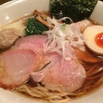 Homemade Ramen 麦苗 - 4種類のチャーシュー