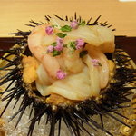 神保町 傳 - 甘エビ、生蛸、雲丹の和えもの