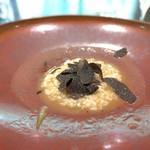 イチリン ハナレ - フカヒレのスープにトリュフ