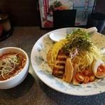 つけ麺道 一貫 - 極みざるらぁめん 旨辛 麺大盛