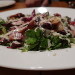 ブチ ボッケーノ - 
      「霧島豚の自家製スモークベーコンのグリル サラダ仕立て」
      ('2018.5月)