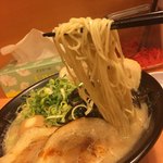 博多 くまちゃんらぁめん - デラックスらぁめん