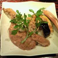 鳥ばか一代 - 鳥屋のスープカレー 1000円 のライスと骨付きもも肉