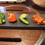 焼肉泰山  - キムチ盛り合わせ
