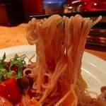 渋谷ハイカラ食堂 - 麺のアップ