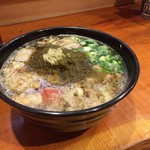 カスヤ - H.30.7.24.夜 こぶかすうどん 700円税込+TPかす大盛 +150円税込+TP紀州南高梅 +100円税込