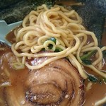 一品堂 - 太麺、チャーシュー(*´∀`)♪