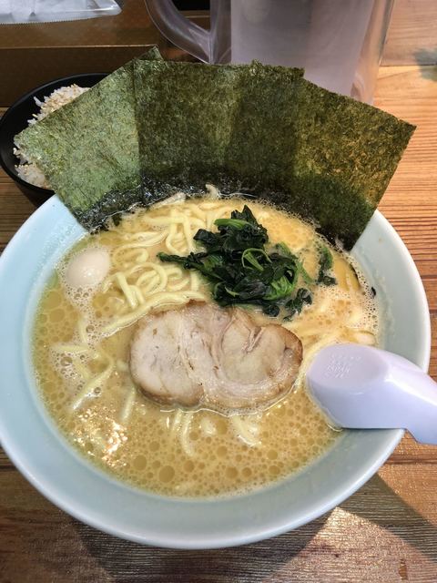 横浜家系ラーメン 魂心家 大和店 ヨコハマイエケイラーメン コンシンヤ 大和 ラーメン 食べログ