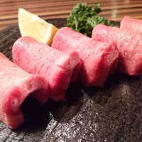 焼肉一頭両騨 町田本店 - 特選上タン塩