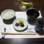 貴船べにや - ごはん　香のもの　フルーツ