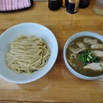 麺屋十郎兵衛 - 爆肉濃厚煮干しつけ麺