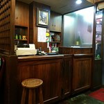 慶楽 - 落ち着いた店内