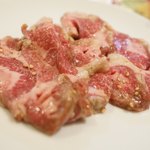 本気焼肉 肉とめし 肉寿司 - 