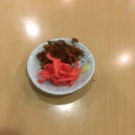 ラーメン壱好 - 辛子高菜、紅ショウガ、少しのおろしニンニク