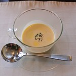 ビストロ ムッシュ - ピーナツカボチャのスープ