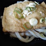 いりこぶ家 - きつねぶっかけ（小・アップ）