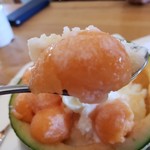 カフェ i9MoriBonjuk - メロンがたっぷり♪