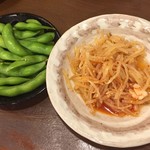 Yakitoriya Minoji - 食べ放題、基本コースの枝豆、もやし
