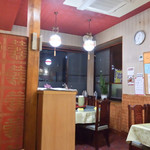 慶華楼 - 店内①