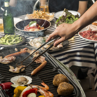 【도심의 중심에서 BBQ】 빈손으로 비도 OK! 음료 무제한 ♪