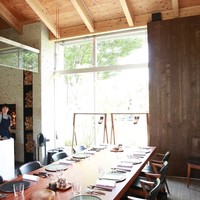 マルタ - 天井まで続く広い窓