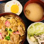 喫茶ひだまり - 『日替ランチ 親子丼』
            別角度