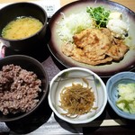 新潟・佐渡島 両津港直送 土風炉 - 豚しょうが焼定食