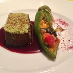 SANKARA HOTEL&SPA 屋久島 - 一階のレストランayanaのメイン「なかやま黒牛ブレゼ」