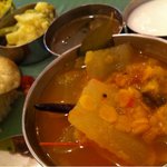 ケララの風II - ランチミールス サンバル