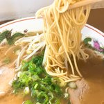 中華そば 陽気 - 麺リフト