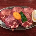 焼肉処 松龍苑 - タン塩 500円