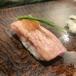 築地すし大 - 鮪炙り大トロ