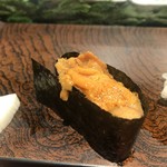築地すし大 - うに（うにorいくらをチョイス）