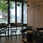 ギョウザ オウショウ - 店内その２