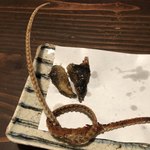 にょろ助 瓢六亭 - 四万十の天然鰻の骨せんべいと頭の唐揚げ