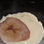 本濱 - 牛乳と玄米茶のゼリー　イチジクのワイン煮