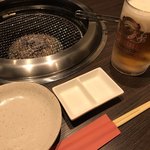 Yakiniku Jugen - ビールと基本セット
