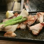 Akita Nagaya Sakaba - 比内地鶏のくわ焼き　1,290円