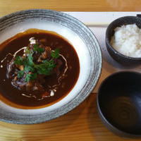 西新初喜 本店 - 特製テールシチューランチセット