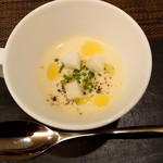 エリタージュ - アミューズ トウモロコシ冷製スープ