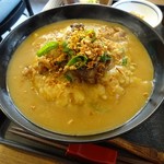 処屯 - 牛すじカレー