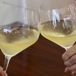 ビストロ ダイア - 白ワインで乾杯♪