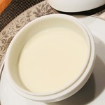 神楽坂 鉄板焼 中むら - 冷製ショコラホワイトのコーンスープ