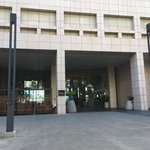 100 Sails Restaurant & Bar - 