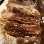 カレー専門店 クラウンエース - カツのアップ