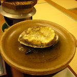 Yumoto Kan Nyu Hamashima - アワビの陶板焼き